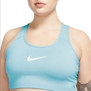 Women’s Plus Size Nike Sports Bra